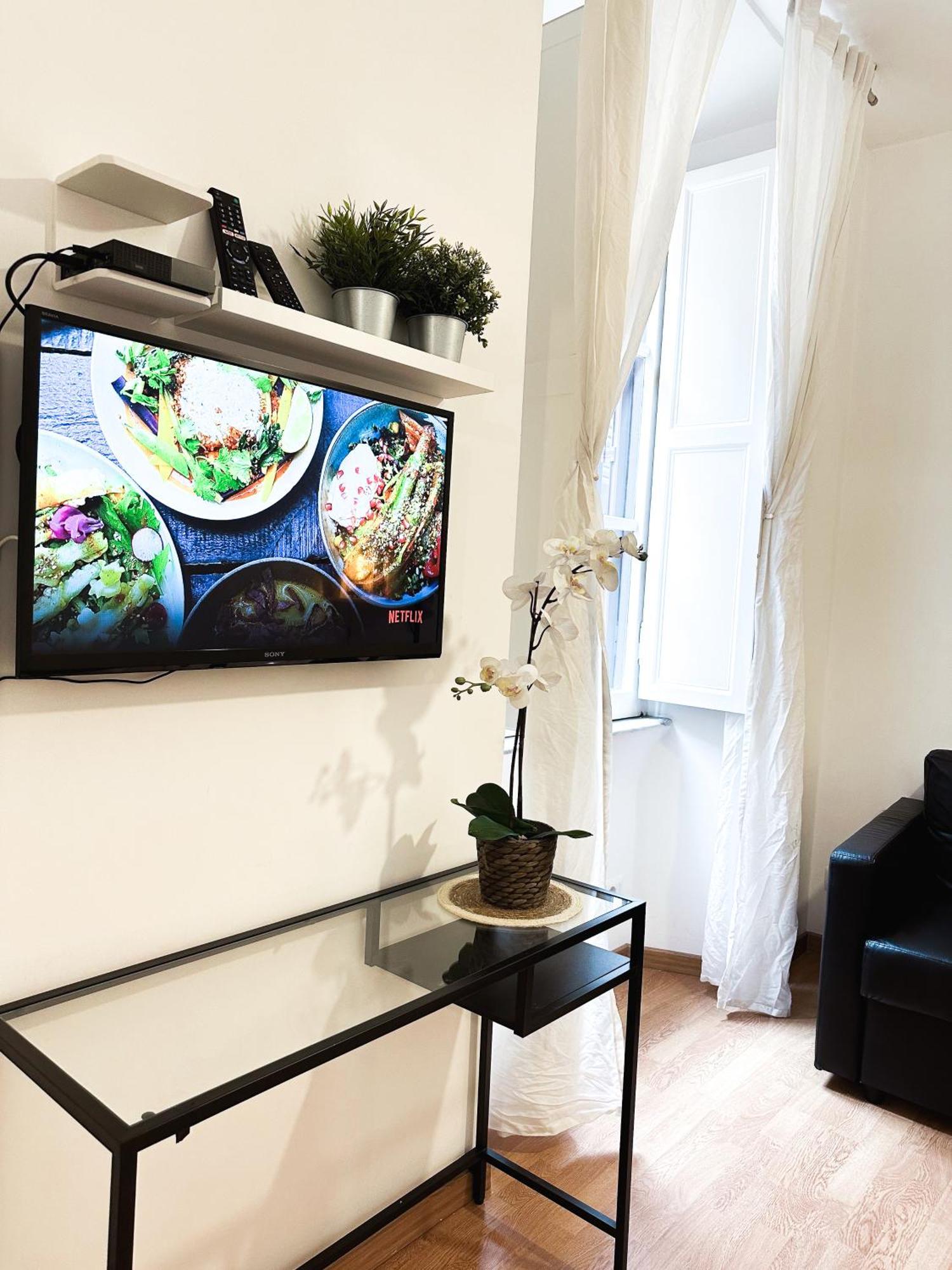 Apartment By The Colosseum - White Chic Flats โรม ภายนอก รูปภาพ